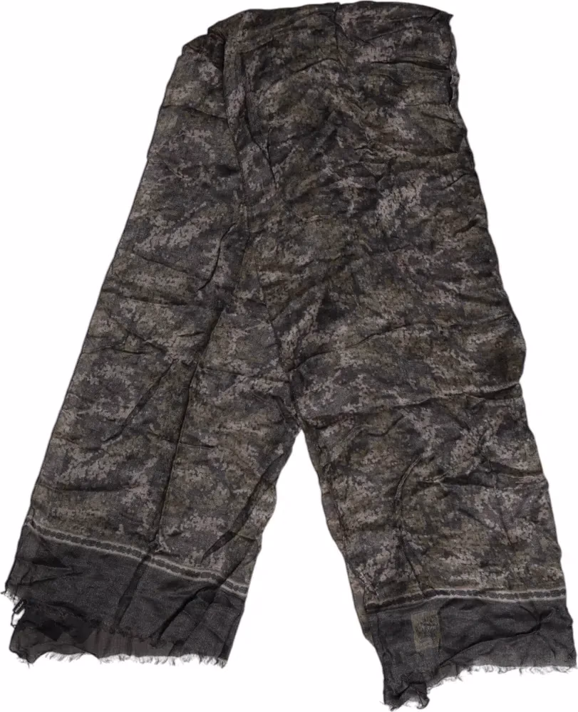 Dolce & Gabbana Camouflage Neck Warmer Wrap Foulard Scarf